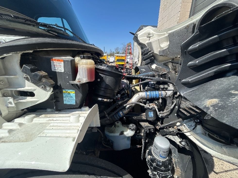 Refrigerated Truck-Light and Medium Duty Trucks-Freightliner-2019-M2-Millville-NJ-192,280\n\t\tmiles-$ 53,500 - Image 23