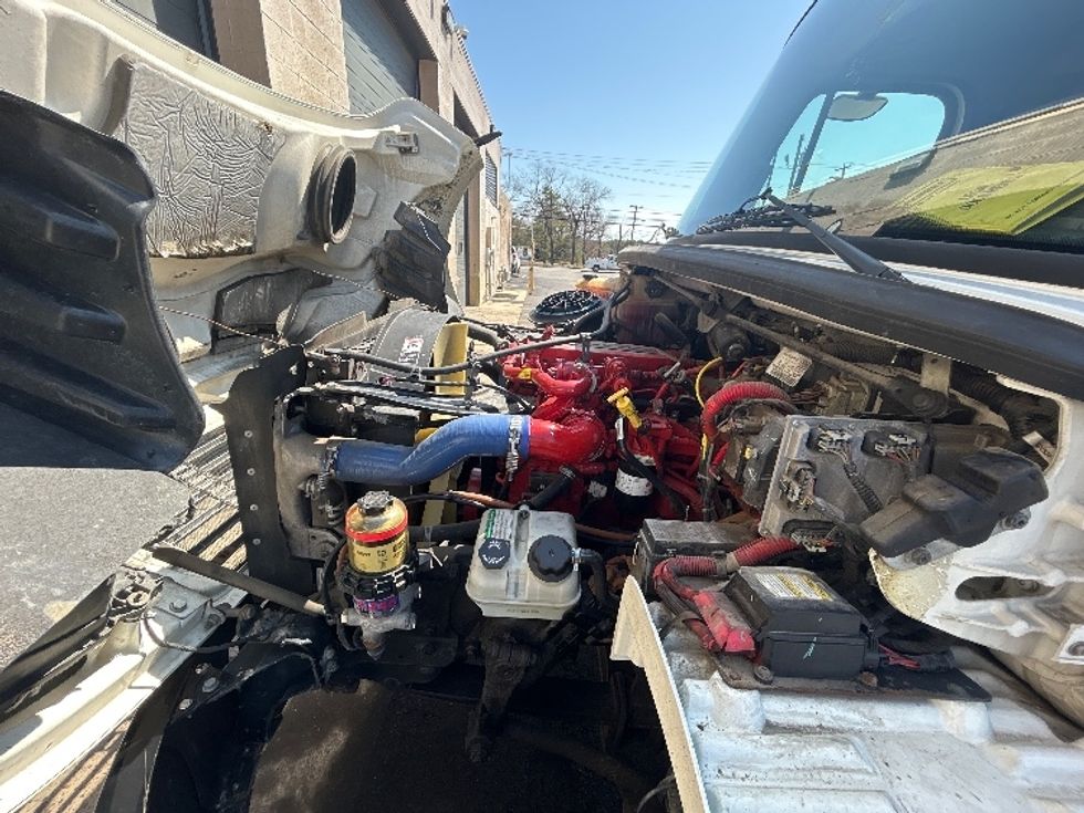 Refrigerated Truck-Light and Medium Duty Trucks-Freightliner-2019-M2-Millville-NJ-192,280\n\t\tmiles-$ 53,500 - Image 24