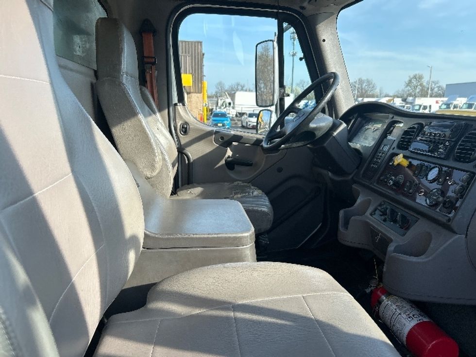 Refrigerated Truck-Light and Medium Duty Trucks-Freightliner-2019-M2-Millville-NJ-225,984\n\t\tmiles-$ 58,250 - Image 22