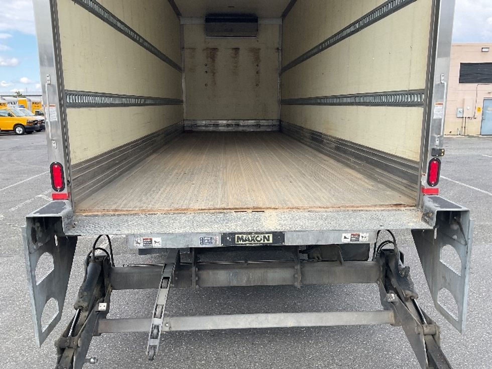 Refrigerated Truck-Light and Medium Duty Trucks-Freightliner-2019-M2-Millville-NJ-302,650\n\t\tmiles-$ 40,000 - Image 10