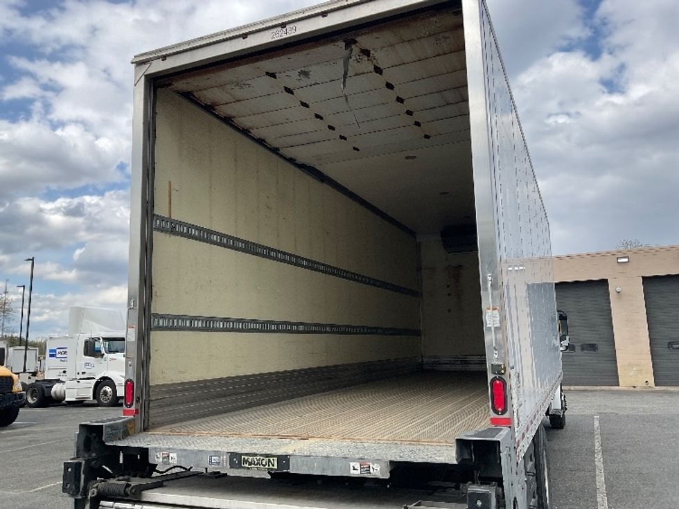 Refrigerated Truck-Light and Medium Duty Trucks-Freightliner-2019-M2-Millville-NJ-302,650\n\t\tmiles-$ 40,000 - Image 11