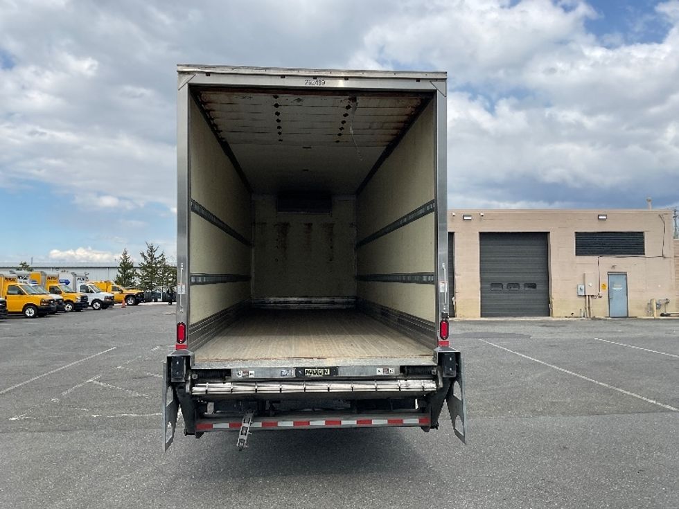 Refrigerated Truck-Light and Medium Duty Trucks-Freightliner-2019-M2-Millville-NJ-302,650\n\t\tmiles-$ 40,000 - Image 8