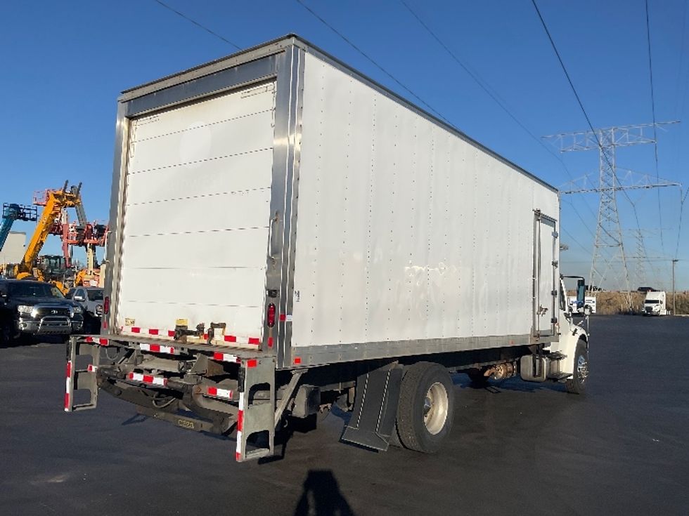 Refrigerated Truck-Light and Medium Duty Trucks-Freightliner-2019-M2-Milwaukee-WI-440,677\n\t\tmiles-$ 21,250 - Image 13