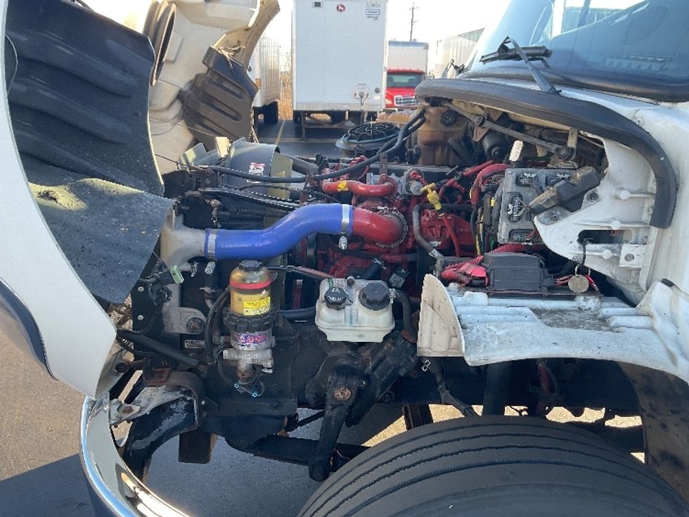 Refrigerated Truck-Light and Medium Duty Trucks-Freightliner-2019-M2-Milwaukee-WI-440,677\n\t\tmiles-$ 21,250 - Image 24