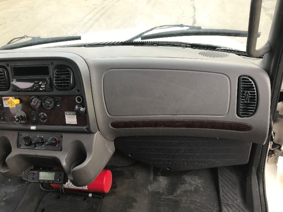 Refrigerated Truck-Light and Medium Duty Trucks-Freightliner-2019-M2-Minoa-NY-220,368\n\t\tmiles-$ 51,500 - Image 21