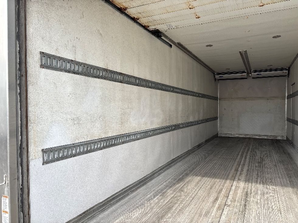 Refrigerated Truck-Light and Medium Duty Trucks-Freightliner-2019-M2-Mississauga-ON-182,780\n\t\tkm-$ 93,250 - Image 11