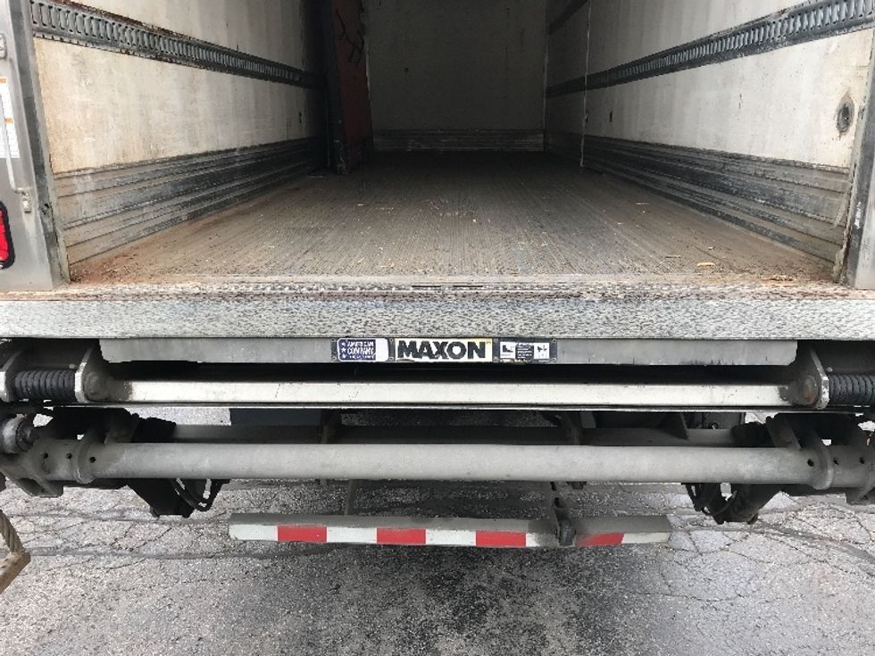 Refrigerated Truck-Light and Medium Duty Trucks-Freightliner-2019-M2-Mississauga-ON-336,398\n\t\tkm-$ 81,250 - Image 10