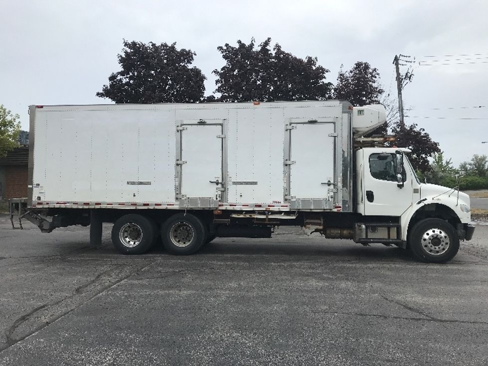 Refrigerated Truck-Light and Medium Duty Trucks-Freightliner-2019-M2-Mississauga-ON-336,398\n\t\tkm-$ 81,250 - Image 15