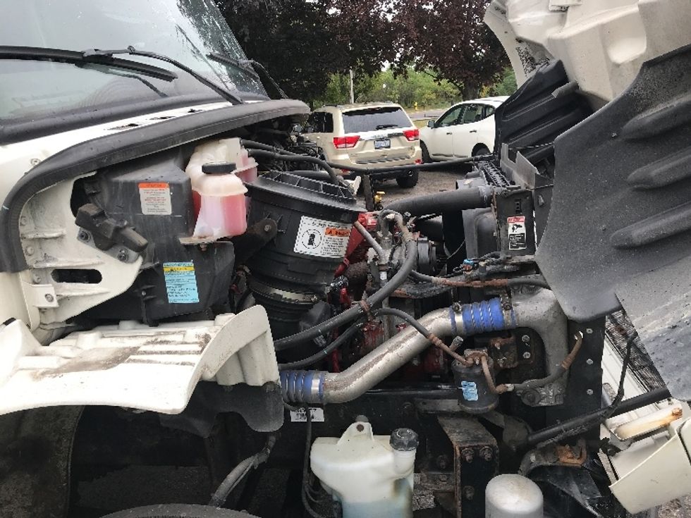 Refrigerated Truck-Light and Medium Duty Trucks-Freightliner-2019-M2-Mississauga-ON-336,398\n\t\tkm-$ 81,250 - Image 23