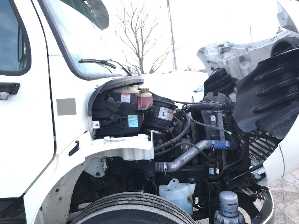 Refrigerated Truck-Light and Medium Duty Trucks-Freightliner-2019-M2-Mississauga-ON-345,102\n\t\tkm-$ 75,000 - Image 23