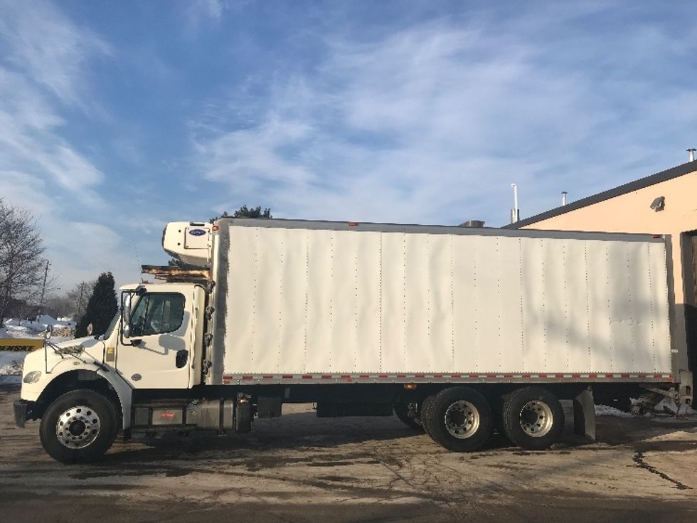 Refrigerated Truck-Light and Medium Duty Trucks-Freightliner-2019-M2-Mississauga-ON-345,102\n\t\tkm-$ 75,000 - Image 4