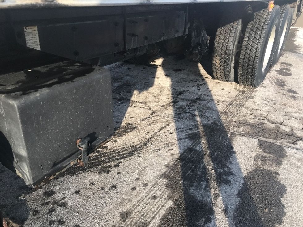 Refrigerated Truck-Light and Medium Duty Trucks-Freightliner-2019-M2-Mississauga-ON-345,102\n\t\tkm-$ 75,000 - Image 5