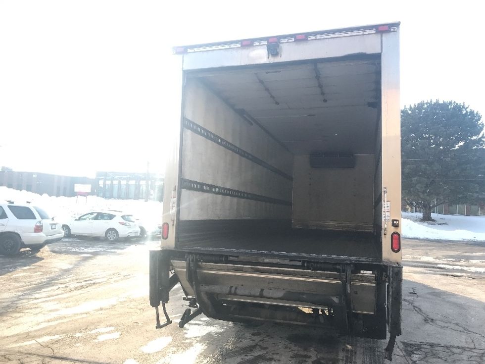 Refrigerated Truck-Light and Medium Duty Trucks-Freightliner-2019-M2-Mississauga-ON-345,102\n\t\tkm-$ 75,000 - Image 8