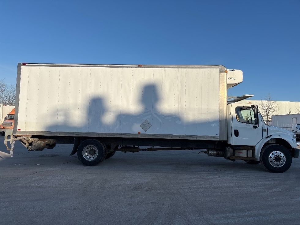 Refrigerated Truck-Light and Medium Duty Trucks-Freightliner-2019-M2-Mississauga-ON-533,088\n\t\tkm-$ 27,750 - Image 15
