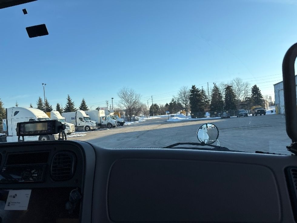 Refrigerated Truck-Light and Medium Duty Trucks-Freightliner-2019-M2-Mississauga-ON-533,088\n\t\tkm-$ 27,750 - Image 21