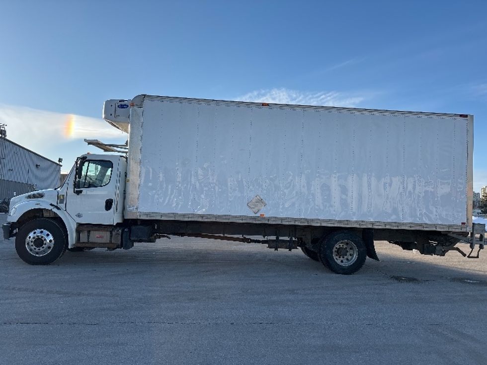 Refrigerated Truck-Light and Medium Duty Trucks-Freightliner-2019-M2-Mississauga-ON-533,088\n\t\tkm-$ 27,750 - Image 4