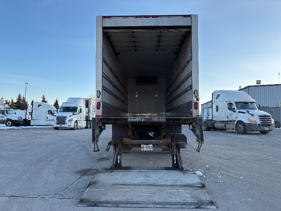 Refrigerated Truck-Light and Medium Duty Trucks-Freightliner-2019-M2-Mississauga-ON-533,088\n\t\tkm-$ 27,750 - Image 9