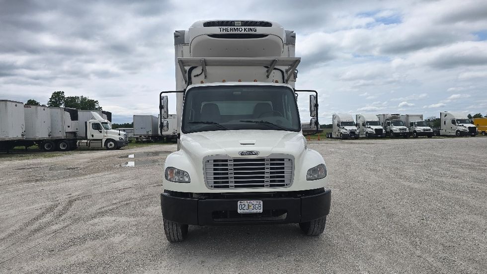 Refrigerated Truck-Light and Medium Duty Trucks-Freightliner-2019-M2-Moberly-MO-41,834\n\t\tmiles-$ 64,000 - Image 2