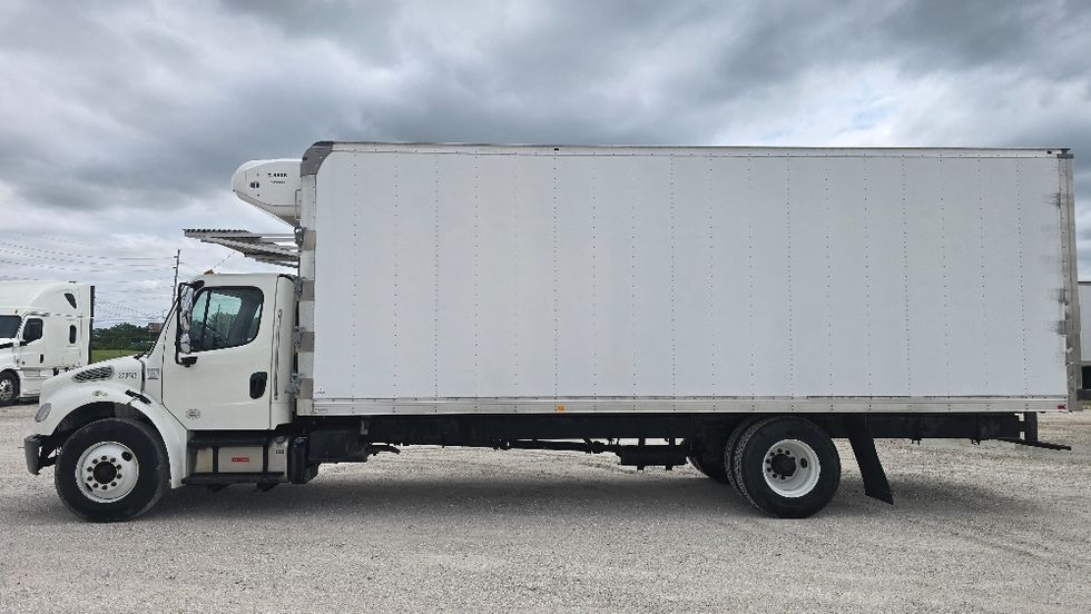 Refrigerated Truck-Light and Medium Duty Trucks-Freightliner-2019-M2-Moberly-MO-41,834\n\t\tmiles-$ 64,000 - Image 4