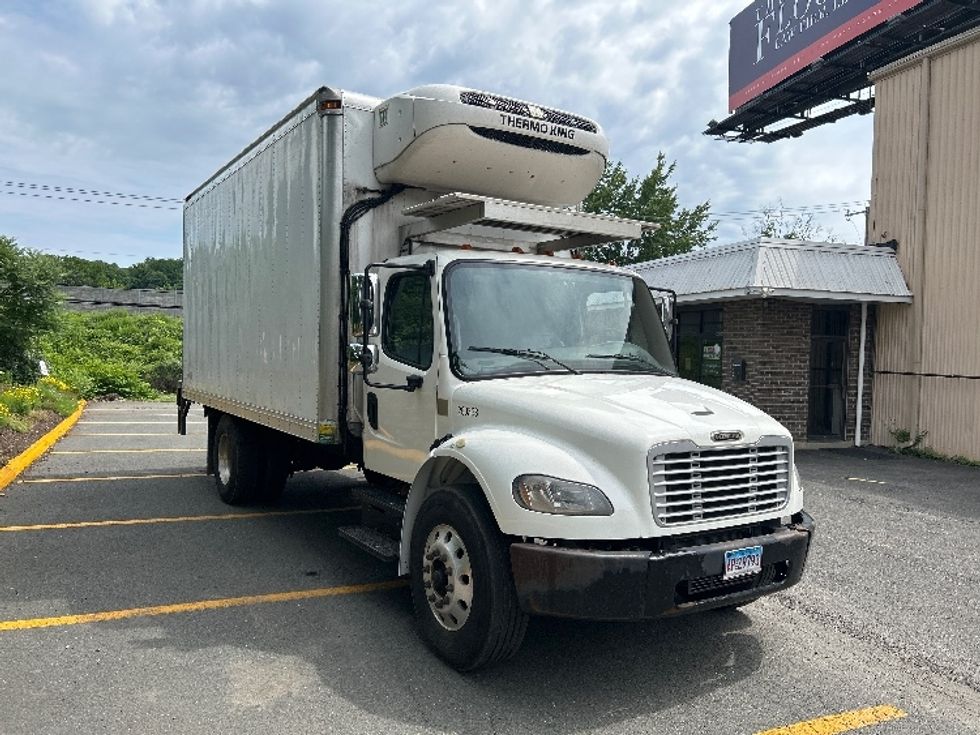 Refrigerated Truck-Light and Medium Duty Trucks-Freightliner-2019-M2-Montgomery-NY-216,117\n\t\tmiles-$ 43,000 - Image 1