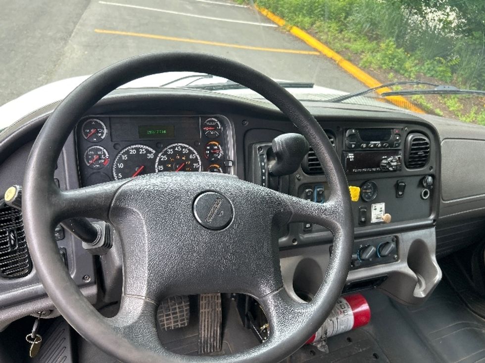 Refrigerated Truck-Light and Medium Duty Trucks-Freightliner-2019-M2-Montgomery-NY-216,117\n\t\tmiles-$ 43,000 - Image 18