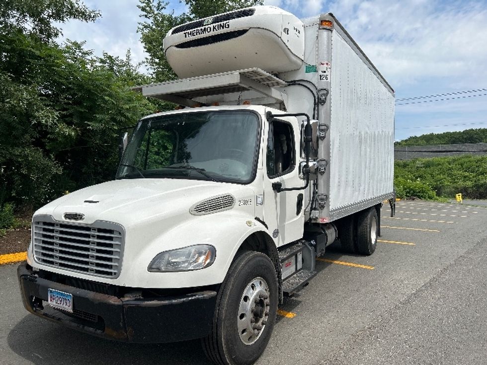 Refrigerated Truck-Light and Medium Duty Trucks-Freightliner-2019-M2-Montgomery-NY-216,117\n\t\tmiles-$ 43,000 - Image 3