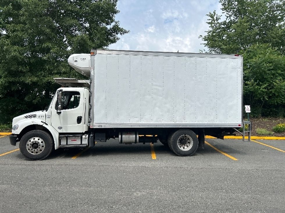 Refrigerated Truck-Light and Medium Duty Trucks-Freightliner-2019-M2-Montgomery-NY-216,117\n\t\tmiles-$ 43,000 - Image 4