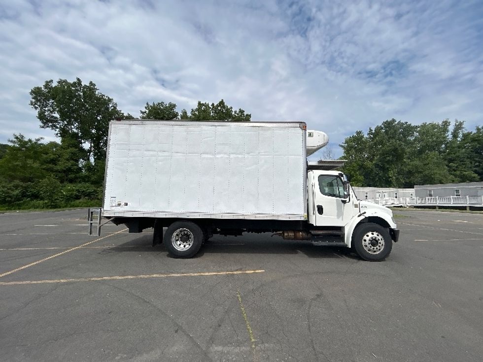 Refrigerated Truck-Light and Medium Duty Trucks-Freightliner-2019-M2-Montgomery-NY-219,710\n\t\tmiles-$ 42,500 - Image 15