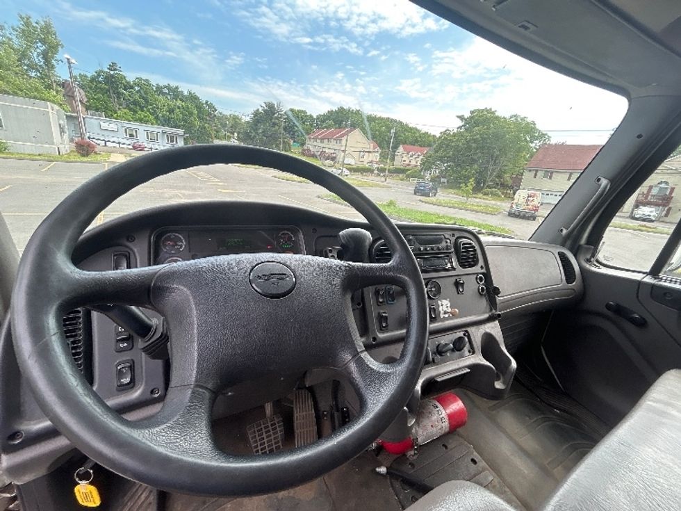 Refrigerated Truck-Light and Medium Duty Trucks-Freightliner-2019-M2-Montgomery-NY-219,710\n\t\tmiles-$ 42,500 - Image 18