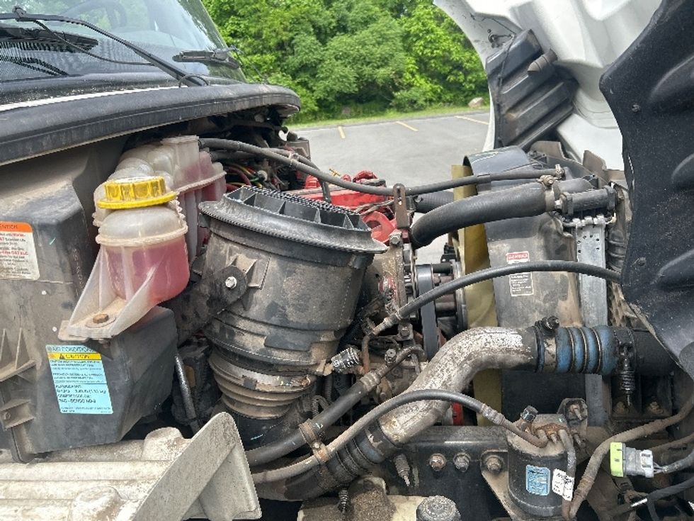 Refrigerated Truck-Light and Medium Duty Trucks-Freightliner-2019-M2-Montgomery-NY-219,710\n\t\tmiles-$ 42,500 - Image 23