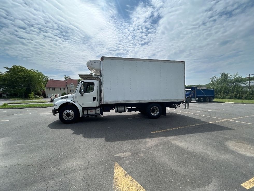 Refrigerated Truck-Light and Medium Duty Trucks-Freightliner-2019-M2-Montgomery-NY-219,710\n\t\tmiles-$ 42,500 - Image 4