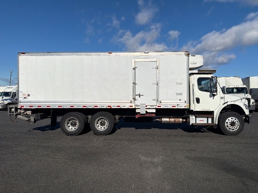 Refrigerated Truck-Light and Medium Duty Trucks-Freightliner-2019-M2-Montgomery-NY-283,847\n\t\tmiles-$ 47,000 - Image 14