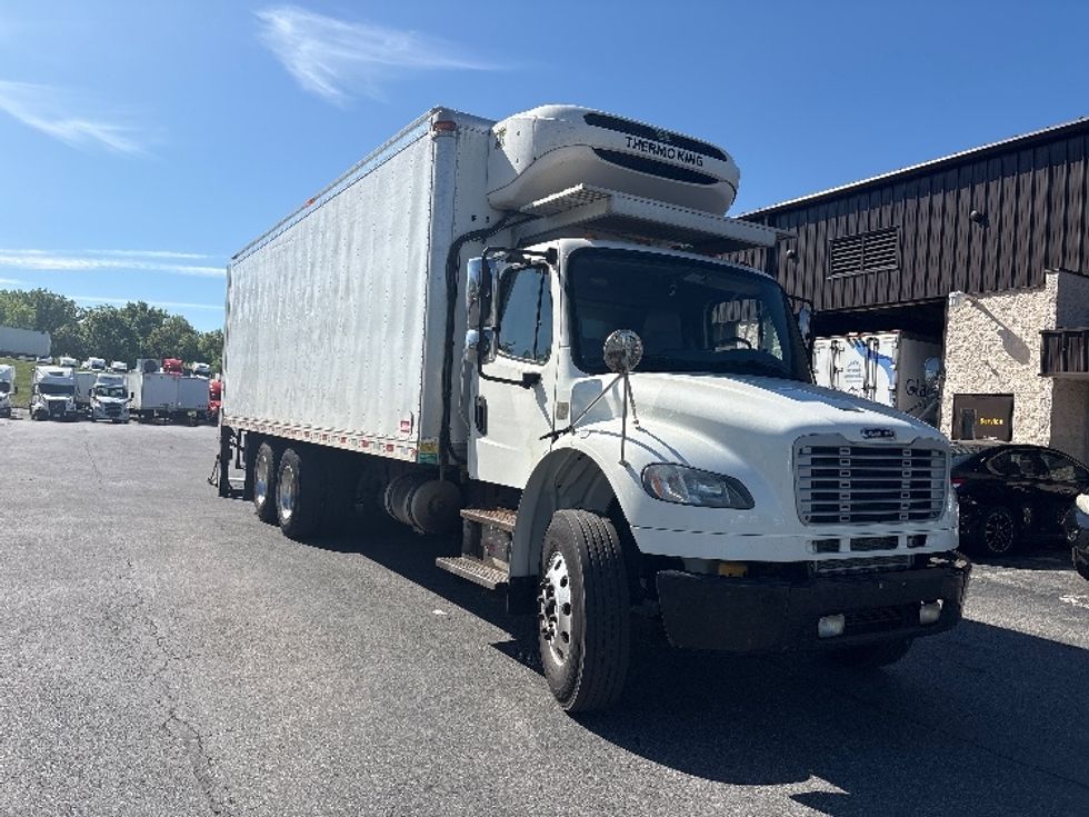 Refrigerated Truck-Light and Medium Duty Trucks-Freightliner-2019-M2-Montgomery-NY-400,564\n\t\tmiles-$ 27,250 - Image 1