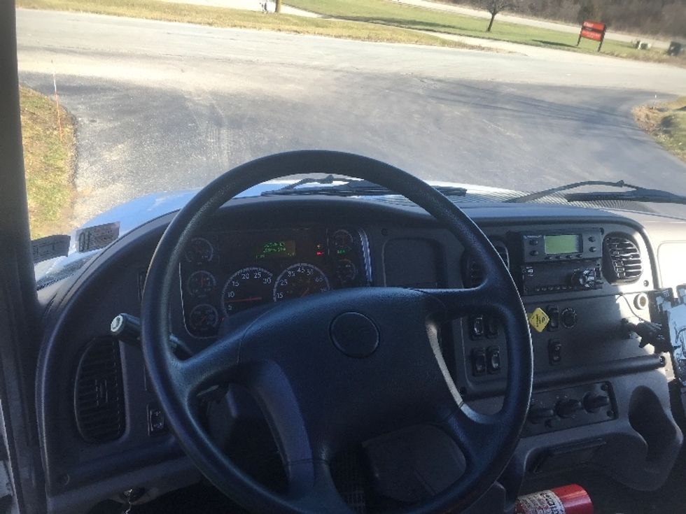 Refrigerated Truck-Light and Medium Duty Trucks-Freightliner-2019-M2-Mount Pleasant-PA-195,692\n\t\tmiles-$ 49,750 - Image 17