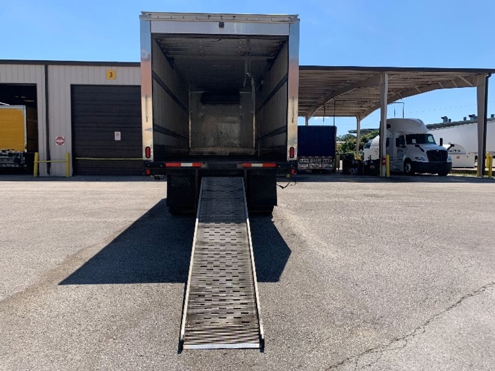 Refrigerated Truck-Light and Medium Duty Trucks-Freightliner-2019-M2-Nashville (Mount Juliet)-TN-166,130\n\t\tmiles-$ 51,250 - Image 9