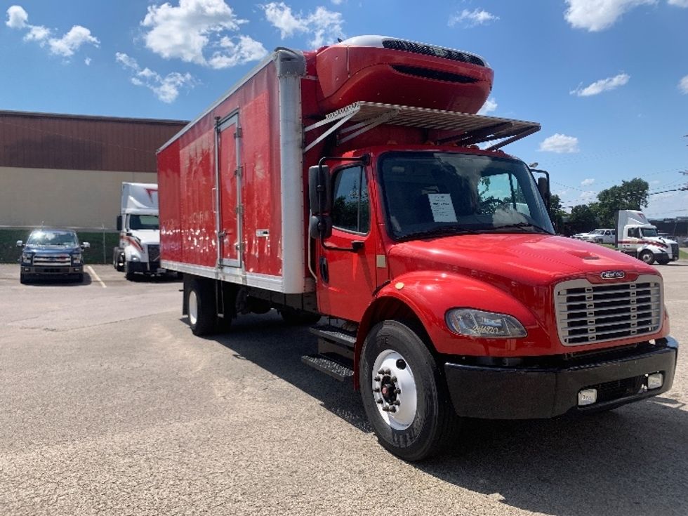 Refrigerated Truck-Light and Medium Duty Trucks-Freightliner-2019-M2-Nashville (Mount Juliet)-TN-191,962\n\t\tmiles-$ 49,250 - Image 1
