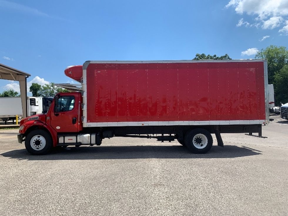Refrigerated Truck-Light and Medium Duty Trucks-Freightliner-2019-M2-Nashville (Mount Juliet)-TN-191,962\n\t\tmiles-$ 49,250 - Image 4