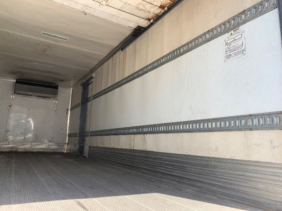 Refrigerated Truck-Light and Medium Duty Trucks-Freightliner-2019-M2-Nashville (Mount Juliet)-TN-191,962\n\t\tmiles-$ 49,250 - Image 12