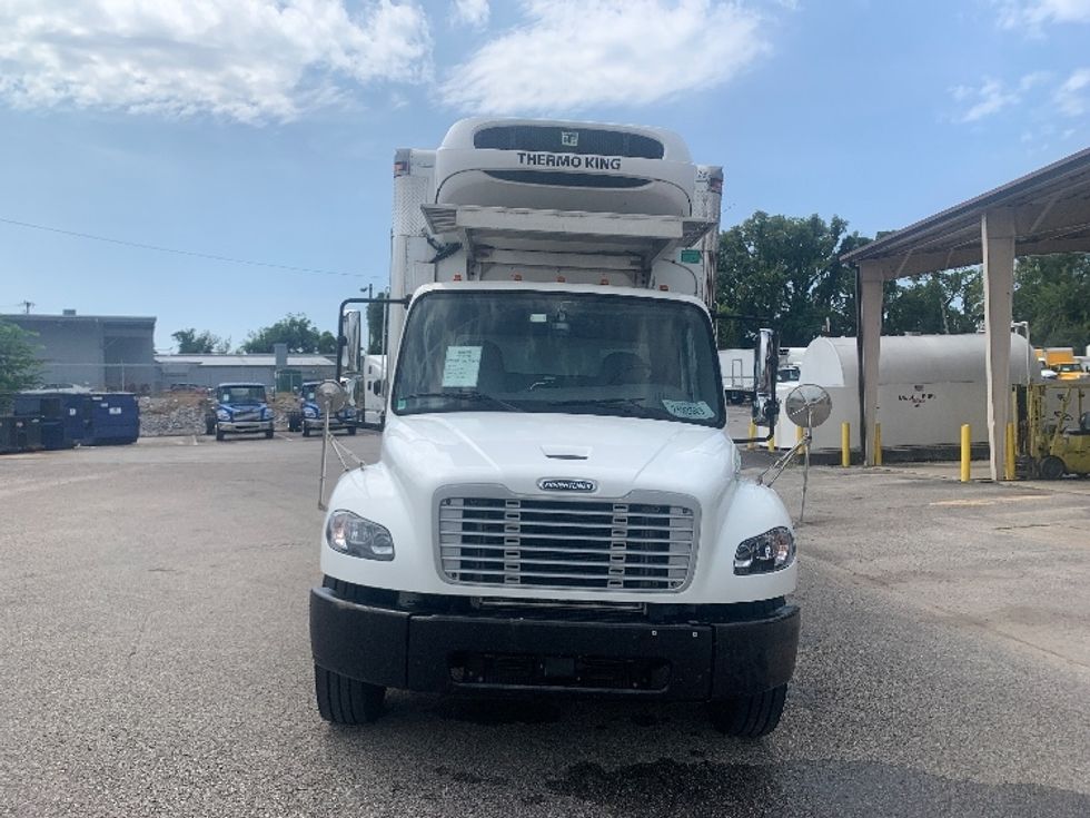 Refrigerated Truck-Light and Medium Duty Trucks-Freightliner-2019-M2-Nashville (Mount Juliet)-TN-311,321\n\t\tmiles-$ 29,750 - Image 2