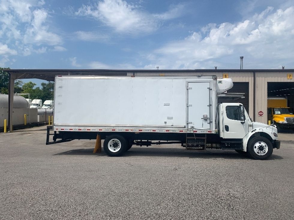 Refrigerated Truck-Light and Medium Duty Trucks-Freightliner-2019-M2-Nashville (Mount Juliet)-TN-311,321\n\t\tmiles-$ 29,750 - Image 15