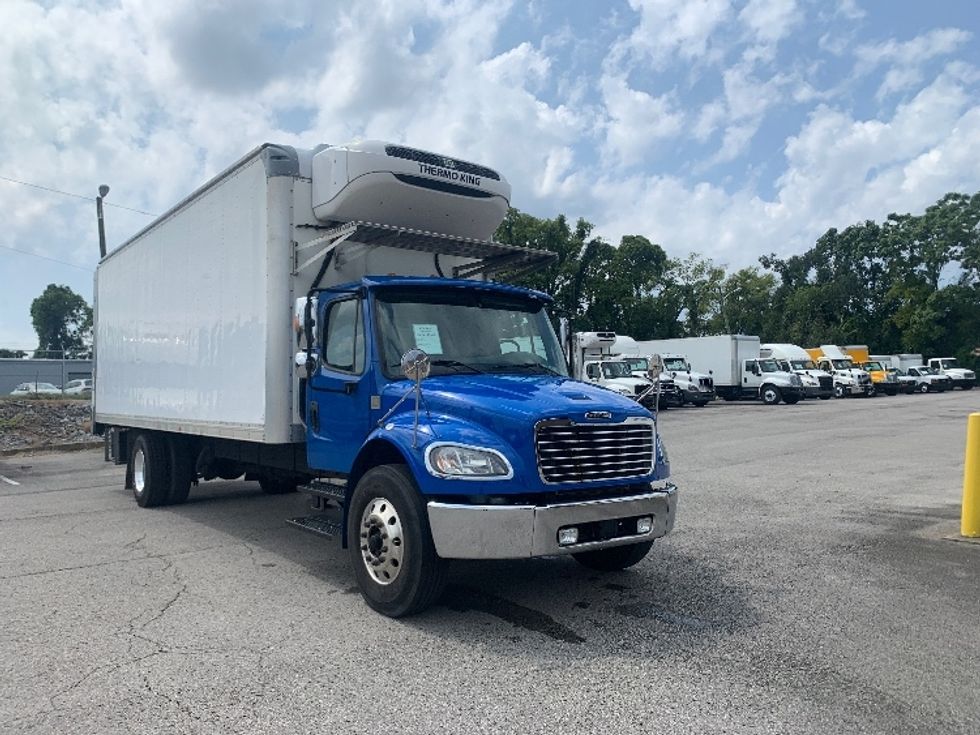 Refrigerated Truck-Light and Medium Duty Trucks-Freightliner-2019-M2-Nashville-TN-211,670\n\t\tmiles-$ 58,000 - Image 1
