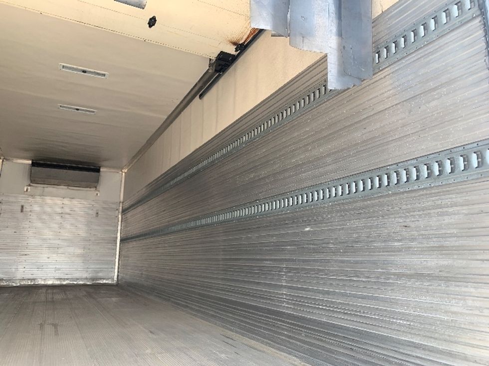 Refrigerated Truck-Light and Medium Duty Trucks-Freightliner-2019-M2-Nashville-TN-211,670\n\t\tmiles-$ 58,000 - Image 11
