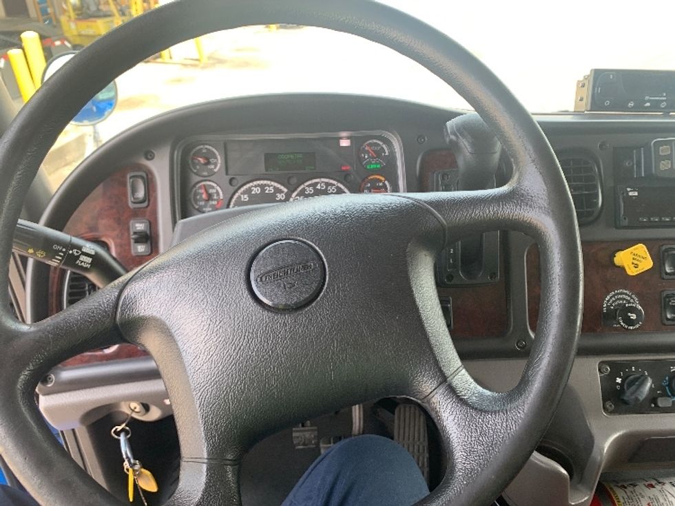 Refrigerated Truck-Light and Medium Duty Trucks-Freightliner-2019-M2-Nashville-TN-211,670\n\t\tmiles-$ 58,000 - Image 16