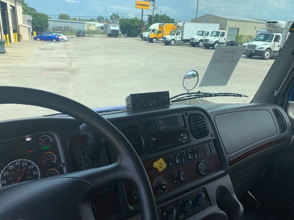 Refrigerated Truck-Light and Medium Duty Trucks-Freightliner-2019-M2-Nashville-TN-211,670\n\t\tmiles-$ 58,000 - Image 17