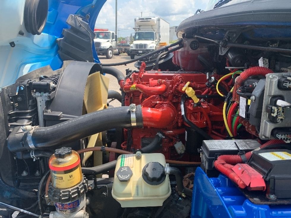 Refrigerated Truck-Light and Medium Duty Trucks-Freightliner-2019-M2-Nashville-TN-211,670\n\t\tmiles-$ 58,000 - Image 23
