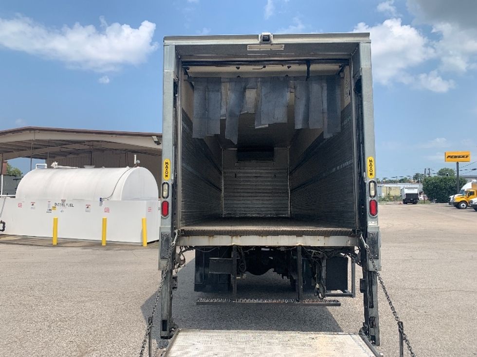 Refrigerated Truck-Light and Medium Duty Trucks-Freightliner-2019-M2-Nashville-TN-211,670\n\t\tmiles-$ 58,000 - Image 8