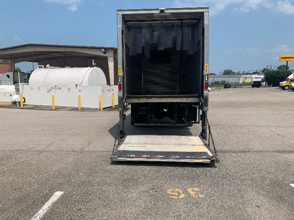 Refrigerated Truck-Light and Medium Duty Trucks-Freightliner-2019-M2-Nashville-TN-211,670\n\t\tmiles-$ 58,000 - Image 9