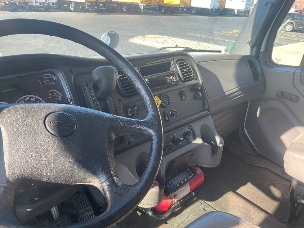 Refrigerated Truck-Light and Medium Duty Trucks-Freightliner-2019-M2-Neenah-WI-219,826\n\t\tmiles-$ 52,000 - Image 18