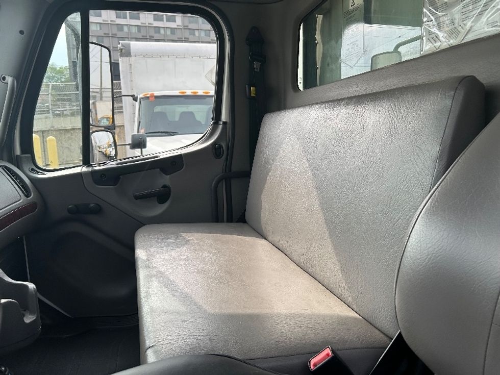Refrigerated Truck-Light and Medium Duty Trucks-Freightliner-2019-M2-North Bergen-NJ-248,494\n\t\tmiles-$ 51,750 - Image 20
