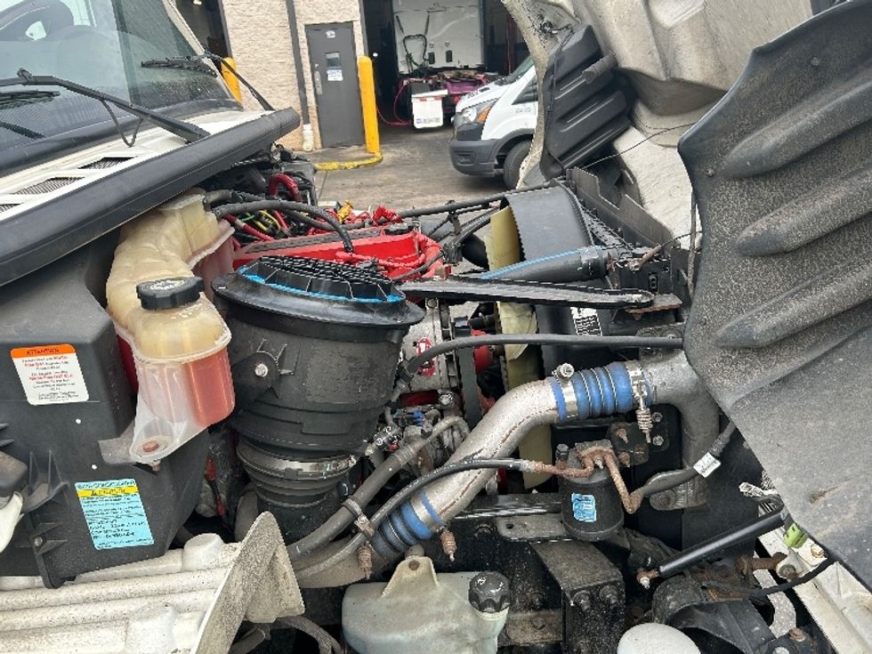 Refrigerated Truck-Light and Medium Duty Trucks-Freightliner-2019-M2-North Bergen-NJ-248,494\n\t\tmiles-$ 51,750 - Image 23